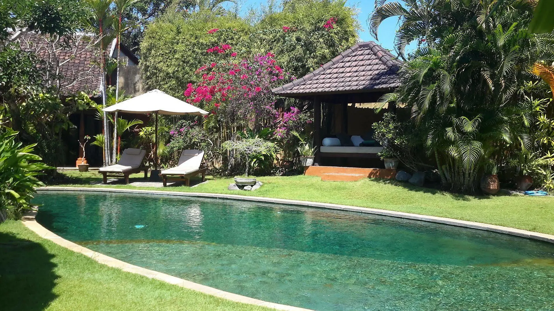 Villa Plawa Asri Seminyak Endonezya